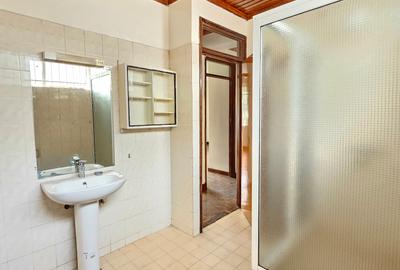 4 Bed Townhouse with En Suite in Kileleshwa - 2