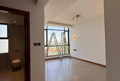 Serviced 3 Bed Apartment with En Suite in Riverside - 3