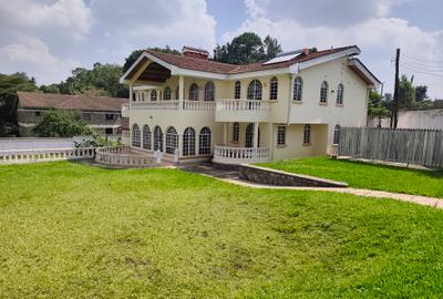 5 Bed House with En Suite in Loresho - 3