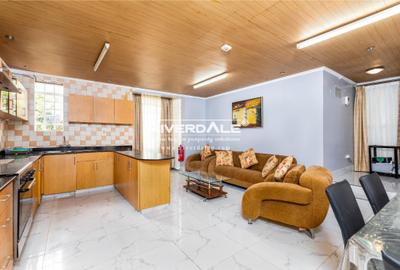 3 Bed House with Garden in Runda