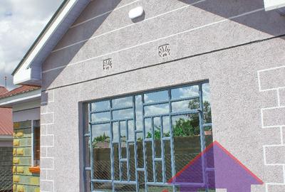 3 Bed House with En Suite at Aacia Road - 3