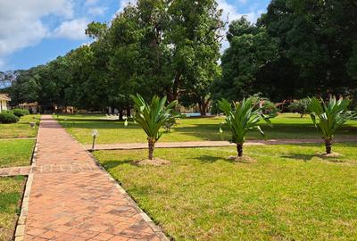 1 Bed Villa with Swimming Pool in Malindi - 2