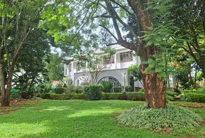 5 Bed House with En Suite in Nyari - 2