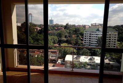 3 Bed Apartment with En Suite at Riverside Drive