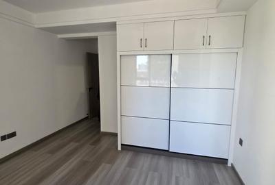 2 Bed Apartment with Gym in Westlands Area - 3