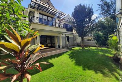 5 Bed Townhouse with En Suite at Lavington