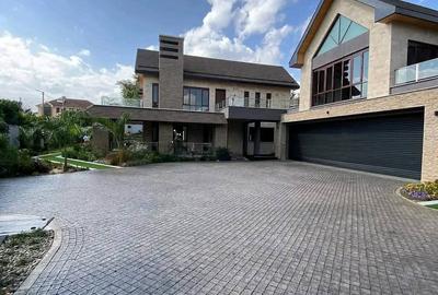 4 Bed House with Swimming Pool in Runda - 3