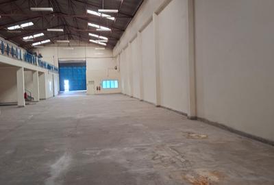 10,000 ft² Warehouse with Backup Generator in Embakasi - 4