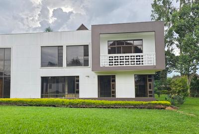 5 Bed House with En Suite at Runda Road - 3
