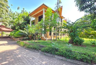 5 Bed Townhouse with En Suite at Muthaiga Mini Market