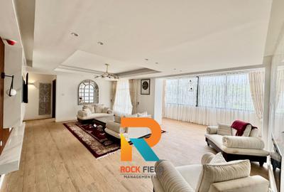 4 Bed Apartment with En Suite at Two Rivers - 2