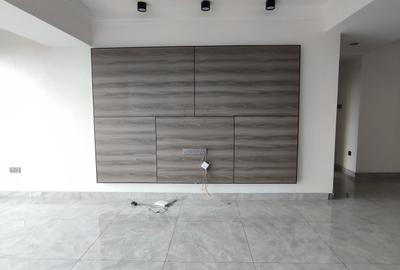 3 Bed Apartment with En Suite in Kilimani