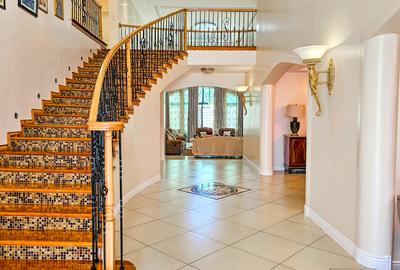 5 Bed House with En Suite in Kitisuru - 4