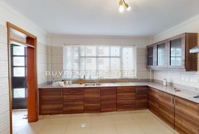 3 Bed Apartment with En Suite at Parklands