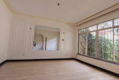 3 Bed Townhouse with En Suite in Riverside