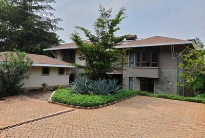 5 Bed Townhouse with En Suite at Kitisuru Road