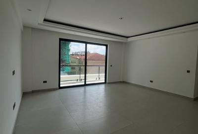 3 Bed Apartment with En Suite in Westlands Area - 3