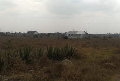 0.25 ac Land at Katani