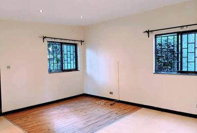 2 Bed House with Garden in Spring Valley - 4