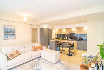 Furnished 2 Bed Apartment with En Suite at Riverside
