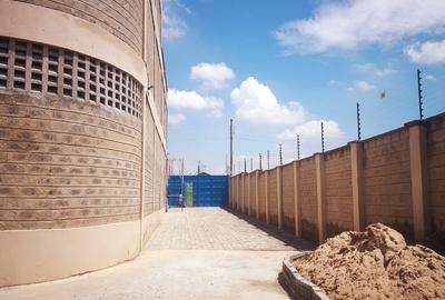 6,000 ft² Warehouse with Backup Generator at North Airport Rd