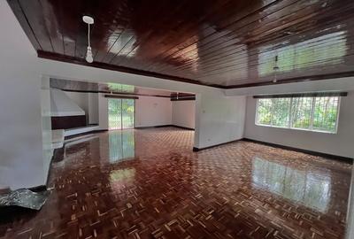 5 Bed House with En Suite at Manyani East - 2