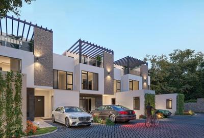 4 Bed Townhouse with En Suite at Kirawa Rd.