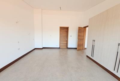 5 Bed House with En Suite in Kitisuru