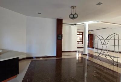 4 Bed Apartment with En Suite in Lavington - 4