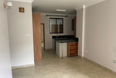 1 Bed Apartment with Gym at Lantana Road - 3