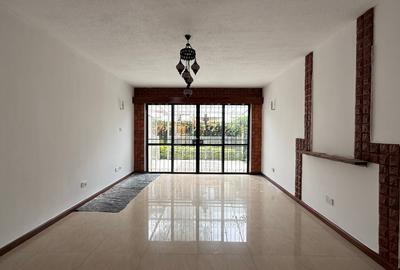 4 Bed Townhouse with En Suite in Brookside