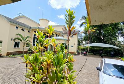 4 Bed House with En Suite in Runda