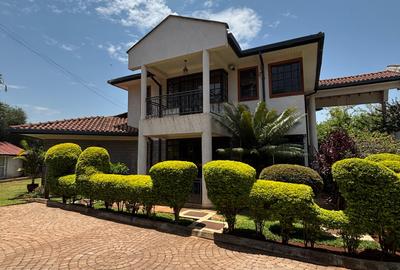 5 Bed House with En Suite in Runda - 3
