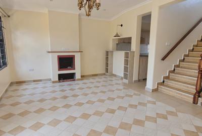 4 Bed Townhouse with En Suite at Kerarapon Road - 4