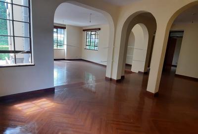 5 Bed Townhouse with Staff Quarters in Lavington