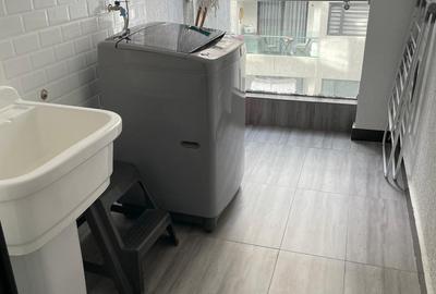 Furnished 2 Bed Apartment with En Suite in Kilimani - 2