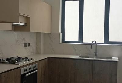 3 Bed Apartment with En Suite at Brookside - 3