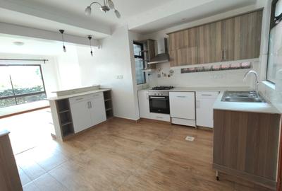 3 Bed Apartment with En Suite at Nyari - 4