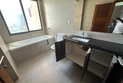 3 Bed Apartment with En Suite at Go Khart - 3