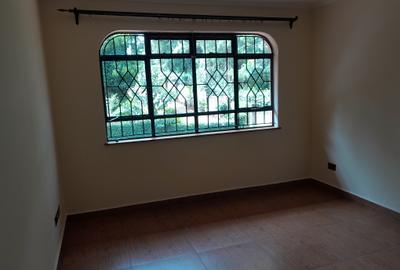 4 Bed Townhouse with En Suite at Runda