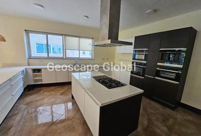 4 Bed Apartment with En Suite in General Mathenge - 4