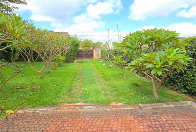 4 Bed House with En Suite at Runda Road