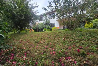 4 Bed House with En Suite in Runda