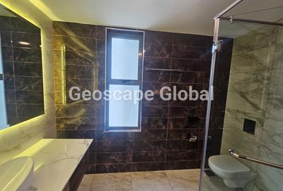 3 Bed Apartment with En Suite in Westlands Area - 2