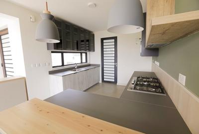 3 Bed Villa with En Suite at Tilisi Views