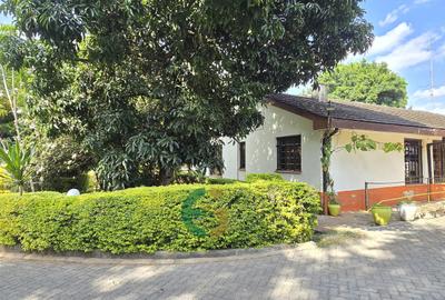 5 Bed House with Staff Quarters in Loresho