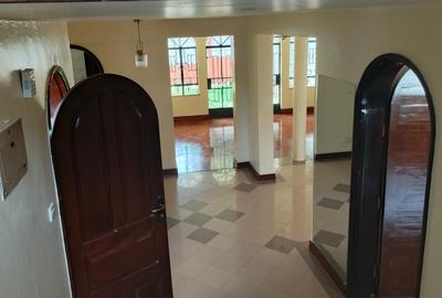 5 Bed House with En Suite at Riverside
