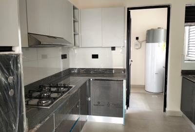 3 Bed Apartment with En Suite in Spring Valley - 4