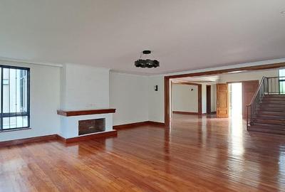 6 Bed Villa with En Suite in Lower Kabete