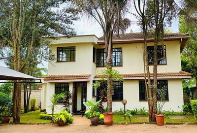 3 Bed Townhouse with En Suite at Lavington